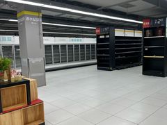 -家乐福(古北店)