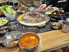 -GOGIYA·咕叽吖韩国传统烤肉店(东方新天地店)