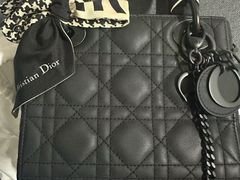 -小飞侠奢侈品回收 寄卖 养护(宝山宝龙广场店)