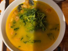 -金枝玉叶上海人家食府(三里河店)