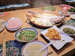 -洱火云南酸菜牛肉火锅(石景山当代商城店)