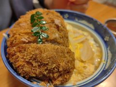相扑选手超厚切猪排蛋包饭-犀牛家猪排