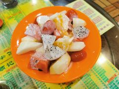 椰汁西米杂果捞-顺记冰室(宝华路店)