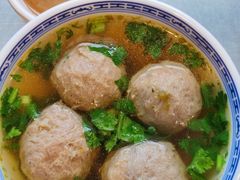 -潮界(LU·ONE凯德晶萃广场店)