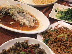 -老大同酒家·糟卤·本帮菜(中山公园店)