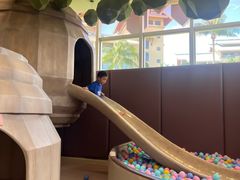 -水桶王国主题餐厅·聚会·生日派对·亲子活动·家庭套餐(亚龙湾希尔顿店)