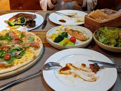 -自然食集西餐厅(泰晤士小镇店)