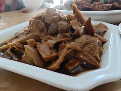 -山里人家土菜馆(茅山店)
