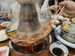 -楼外楼大刀肉传统火锅居(博学路店)