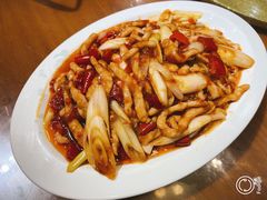 鱼香肉丝-付掌柜在成都·热炒砂锅集(金禾店)