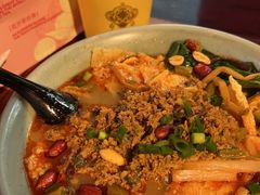 -粉家柳州螺蛳粉(杨宅路店)