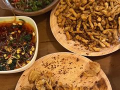 -六福烧烤酒馆(秦隆步行街店)