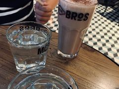 -Moka Bros 摩卡站(西单大悦城店)