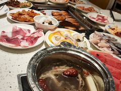 -爱客得牛排海鲜烤肉·火锅自助(春熙路黑金好店)