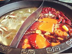 菌汤牛油鸳鸯锅-三个四川人火锅(华联商厦店)