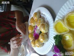 鹅肝XX酥3个/例-御花园·粤菜·海鲜火锅(中山公园店)