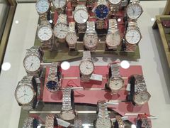 -亨得利钟表商店