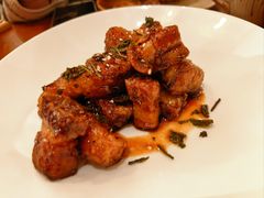 龙井土猪肉-芳草地度假酒店·野炉中餐厅