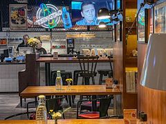 -JINNS锦时 steak&pizza(浸信会礼拜堂旧址店)
