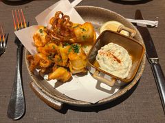 酥炸鱿鱼配塔塔酱-杭州西子湖四季酒店-WL BISTRO西湖餐厅(灵隐路店)