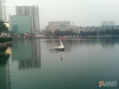 -西北湖绿化广场