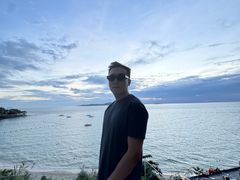 -网红落日悬崖餐厅 The Sky Gallery