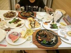 -悦橙烤肉海鲜自助(中央大街店)