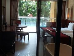 -三亚湾海居铂尔曼度假酒店