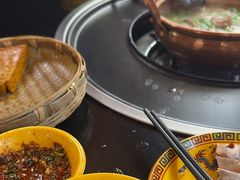 -银同牦牛肉火锅