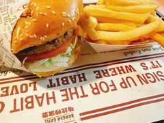 -The Habit Burger Grill 哈比特汉堡(复兴soho店)