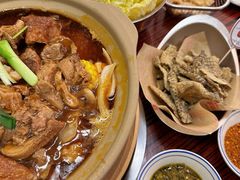 -沙胆彪炭炉牛杂煲(上海日月光广场店)