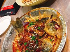 -巴厘龙虾·榜首油焖大虾(音乐学院·沿江酒馆店)