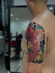 点击看大图 -龙之吻专业刺青·手工耳洞·纹身去色