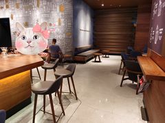 等位区-星巴克臻选(广州二沙岛文立方店)