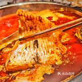 市中心居然有性价比这么高的鱼头火锅❗
