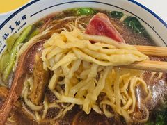 -镇南锅盖面馆(解放路店)