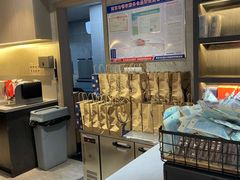 -瑞幸咖啡(新世界中心店)