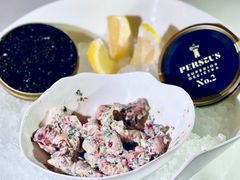 鱼子酱配龙虾沙拉鲜奶油和薄煎饼-Jean Georges