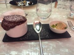 巧克力舒芙蕾-广州四季酒店·佰鲜汇·现代法餐