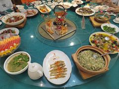 -鹿鸣酒家(越秀店)