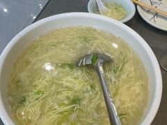 -鑫渔港海鲜本地菜·山海关浑锅(东戴河店)