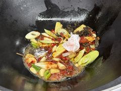 -老农民柴火灶鲜鱼馆