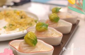 Innovative Mother-Child Shrimp Dumplings