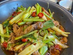 -靠山屯东北农家菜(八龙桥雅苑店)