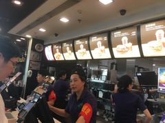 -麦当劳(深圳北站高铁店)