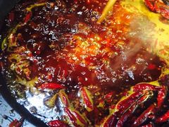 -黄潇洒老火锅(九眼桥宏济巷店)