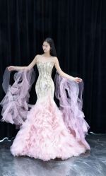 -Renee芮亦婚纱(原丽莎)