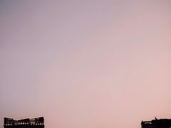 -日月光中心广场