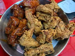 -BHC炸鸡(明洞总店)