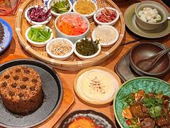 -包整·丝娃娃(甲秀楼景观店)